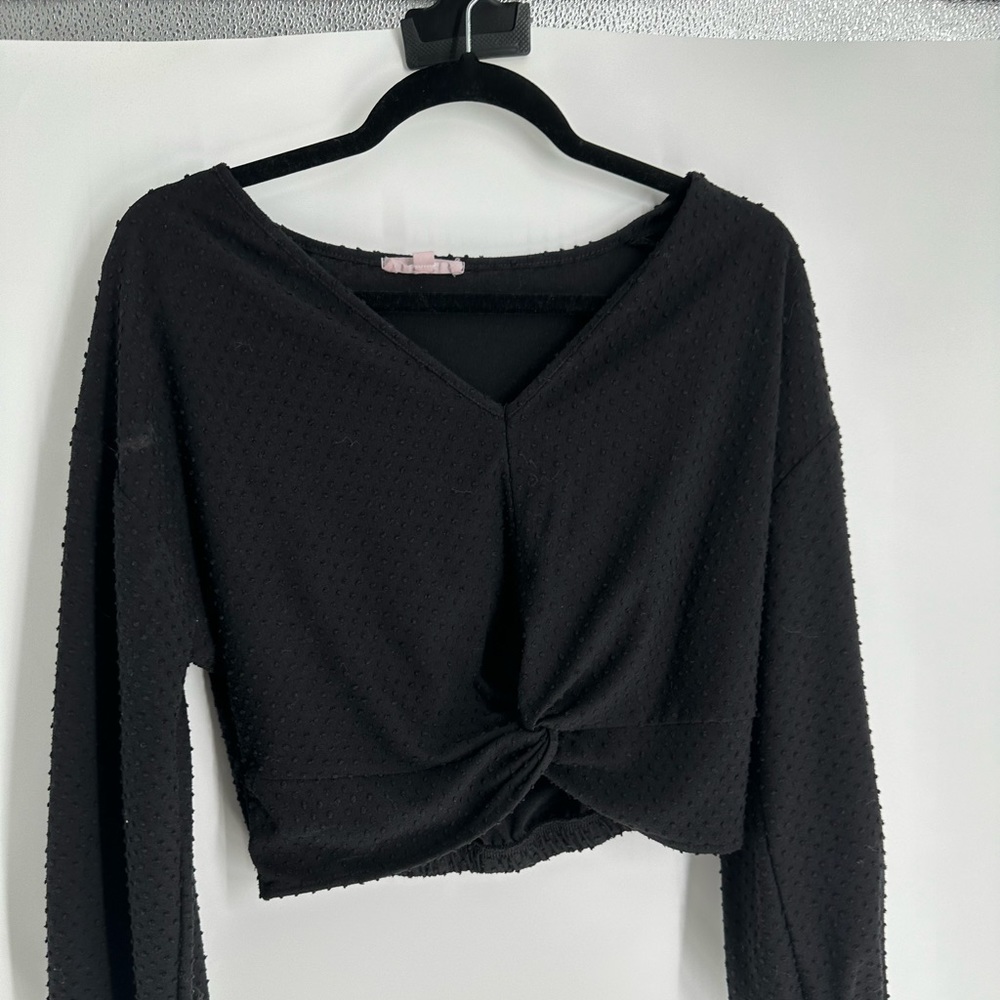 Hashtag black blouse